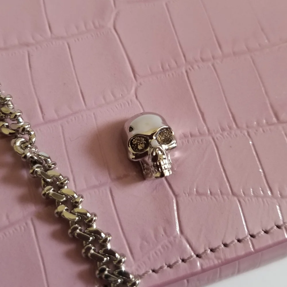 Alexander McQueen Croc-Embossed Leather Wallet-On-Chain Antic Pink